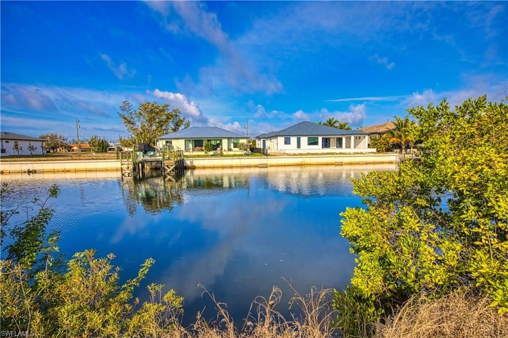 718 NW 37th Pl , Cape Coral, FL 33993 Photo