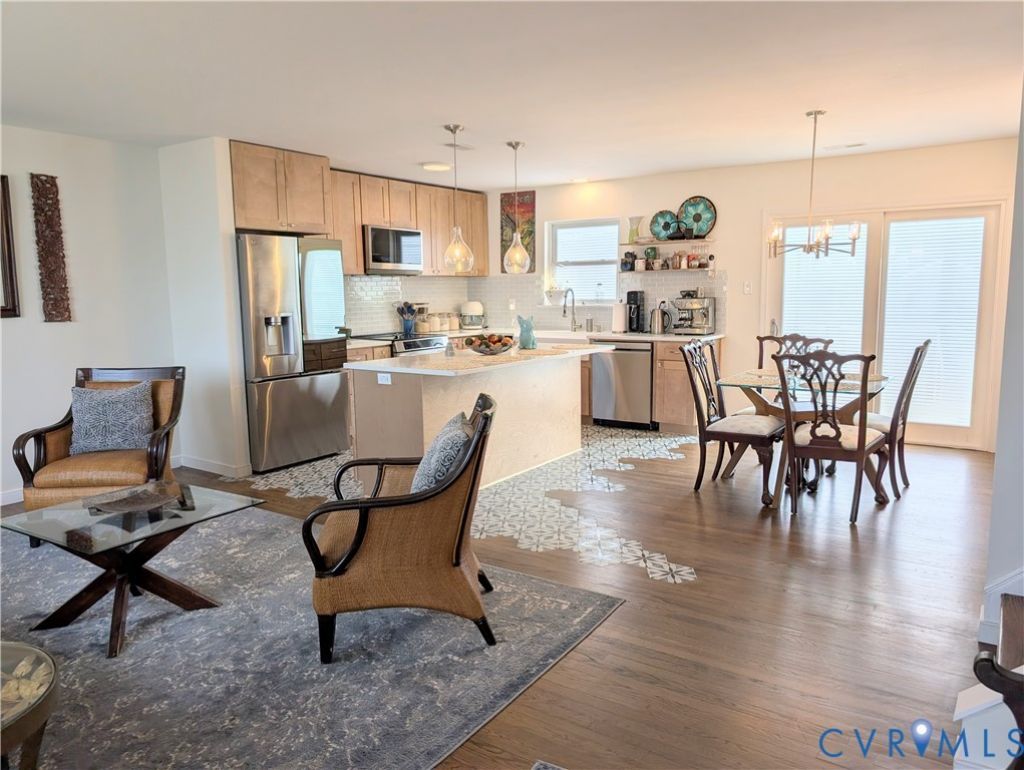 2801 London Court Glen Allen, VA 23060