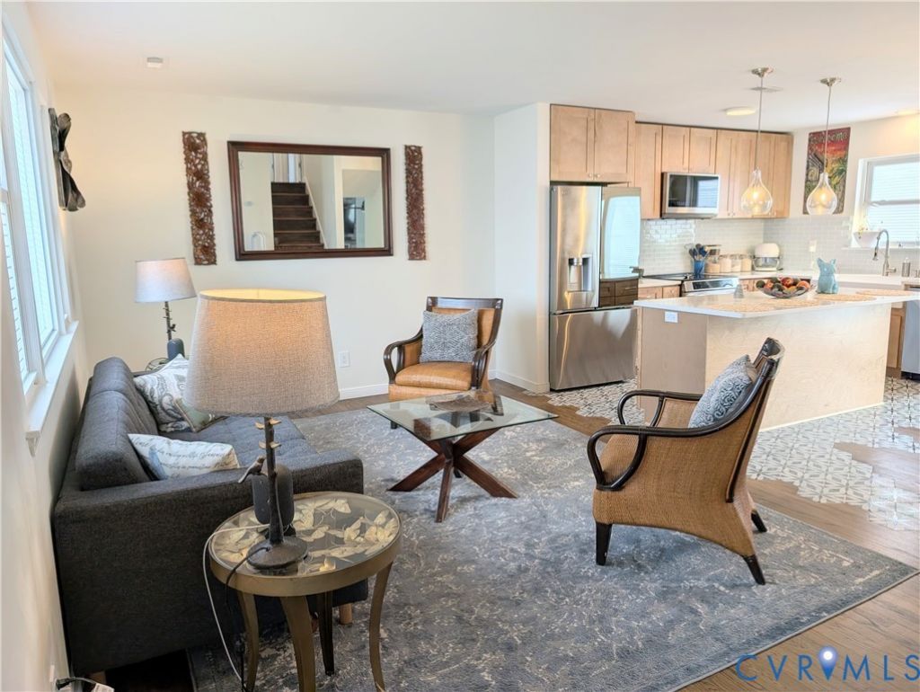 2801 London Court Glen Allen, VA 23060