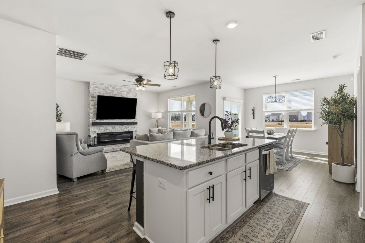 1705 Perthshire Loop Photo 11