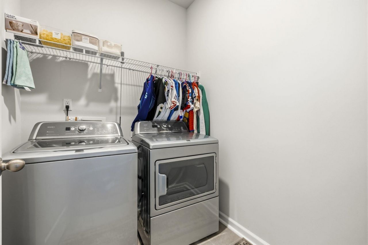 1705 Perthshire Loop Photo 33