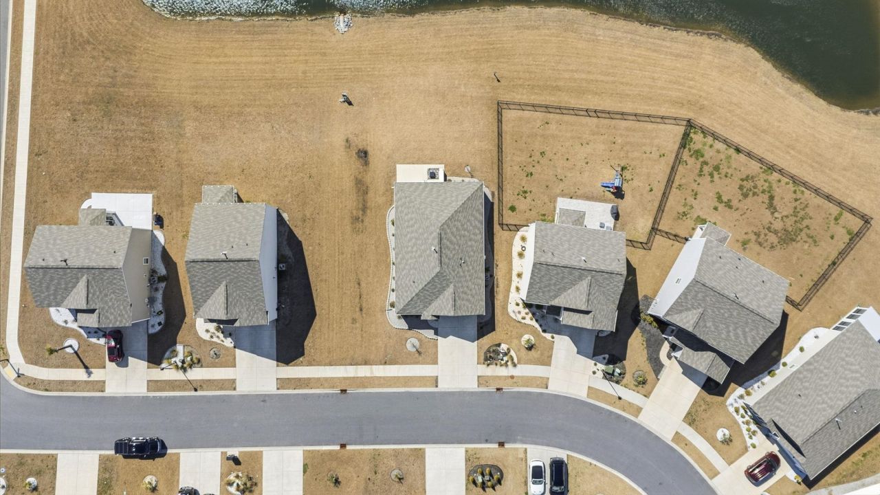 1705 Perthshire Loop Photo 37