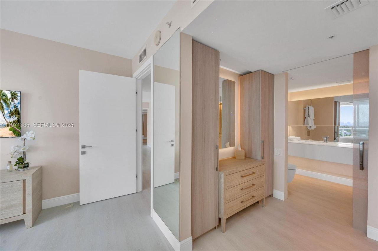 6700 Indian Creek Dr , Unit 1007, Miami Beach, FL 33141 Photo