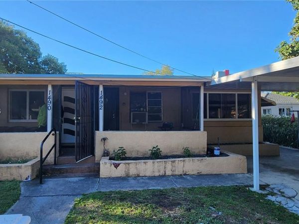 1490/1492 NW 38th St, Miami, FL 33142