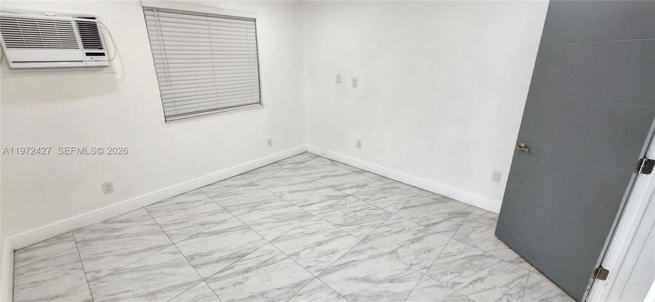 1490/1492 NW 38th St, Miami, FL 33142 Photo