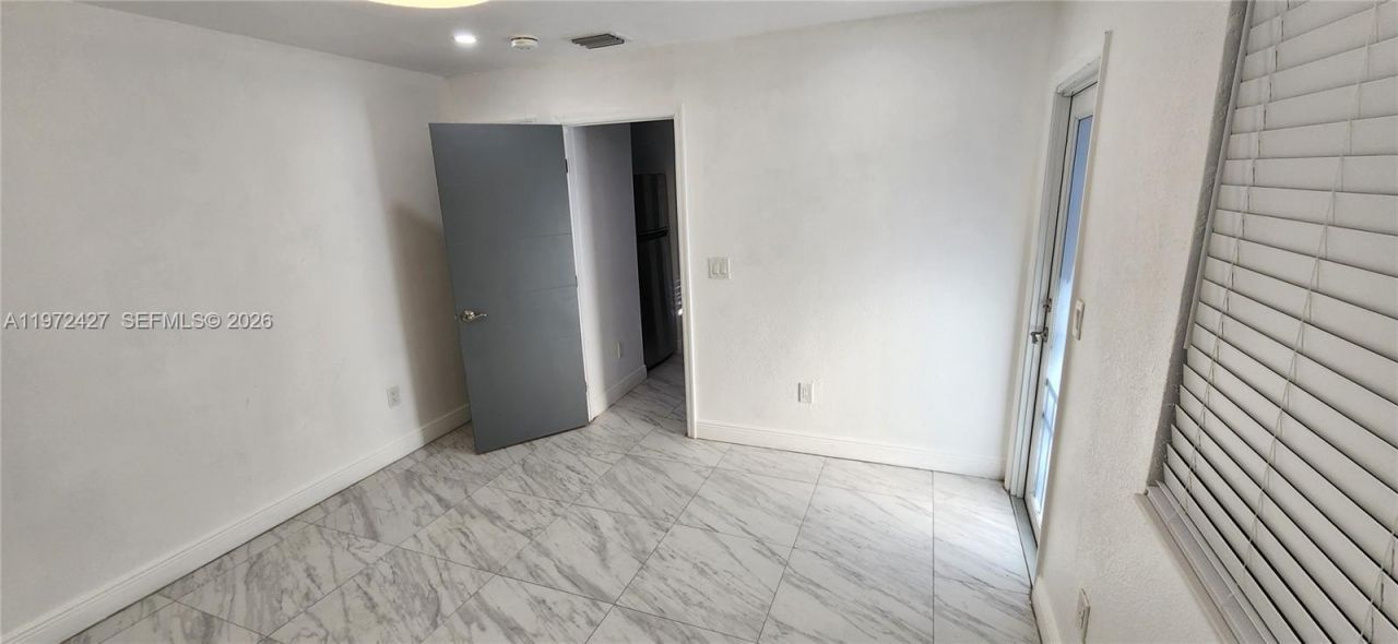 1490/1492 NW 38th St, Miami, FL 33142 Photo