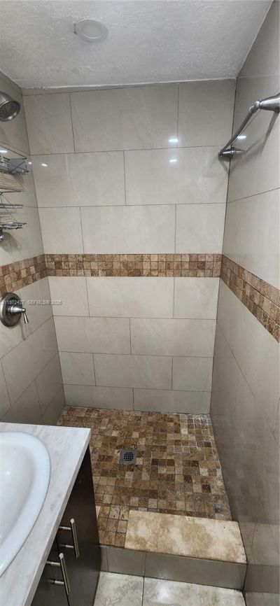 1490/1492 NW 38th St, Miami, FL 33142 Photo