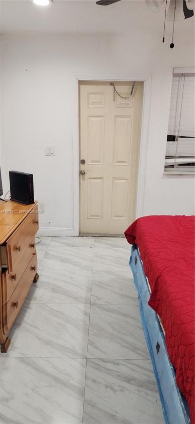 1490/1492 NW 38th St, Miami, FL 33142 Photo