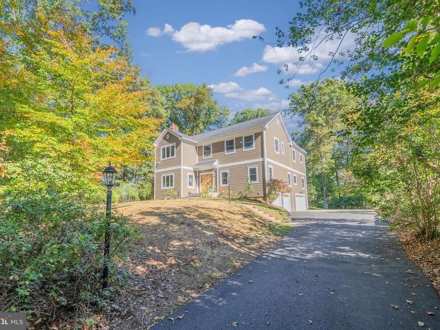 6415 Bradley Boulevard, Bethesda, MD 20817 Main Photo