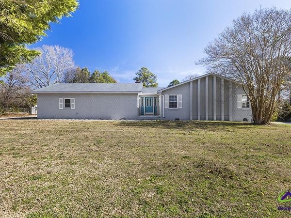 2989 Willowstone Drive, Lizella, GA 31052