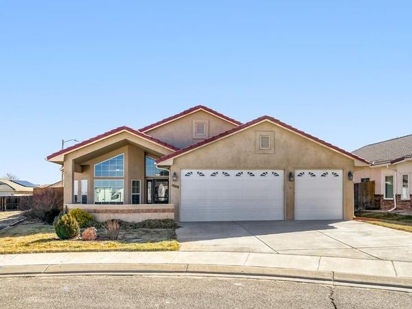1008 Willowcrest Pl, Pueblo, CO 81005