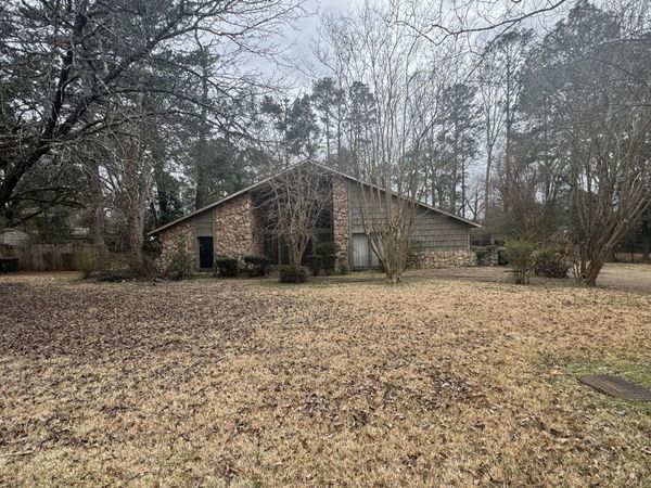 115 Avian Lane, Jackson, MS 39204