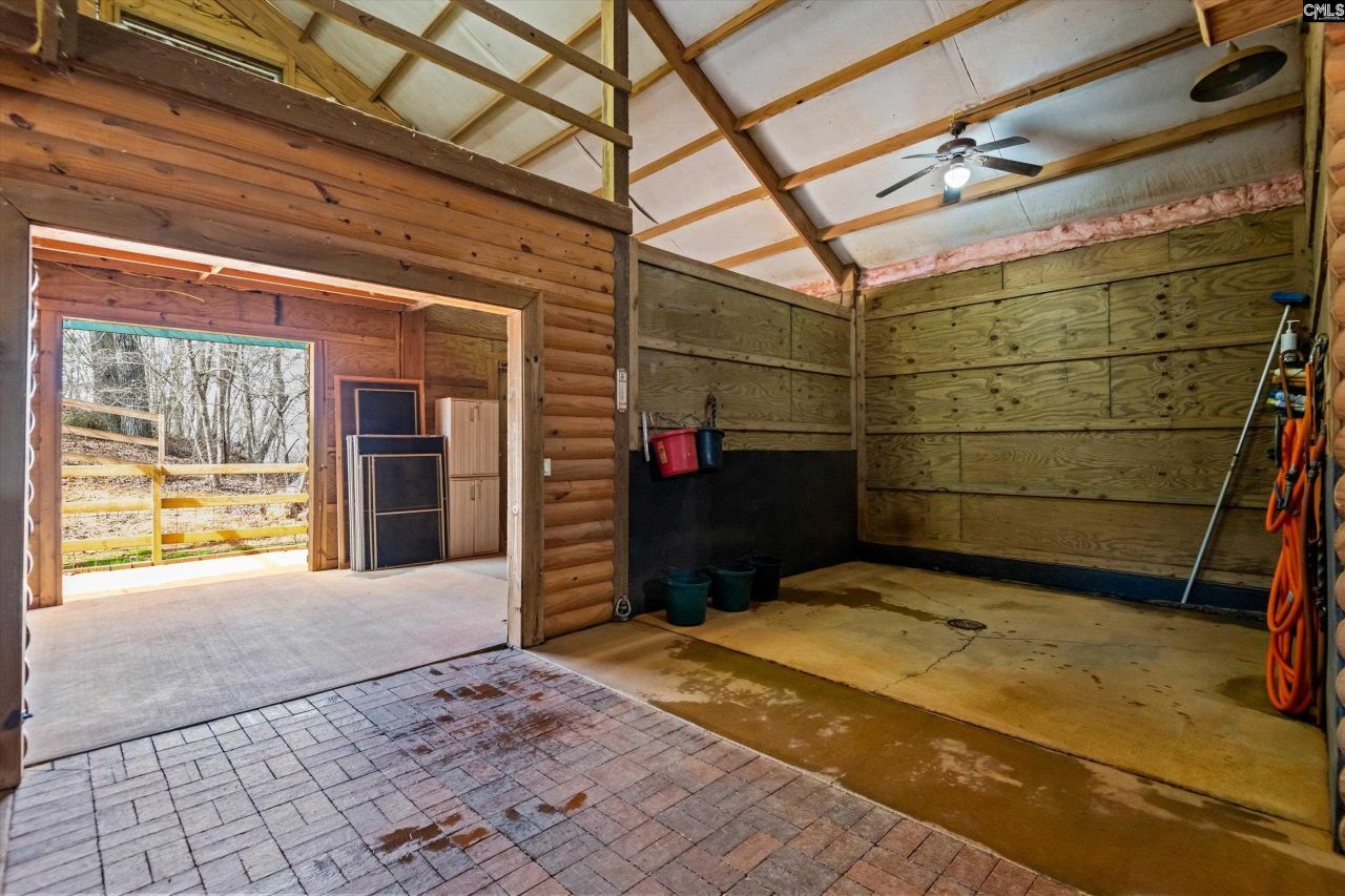 129 Tiger Paw Lane Photo 52