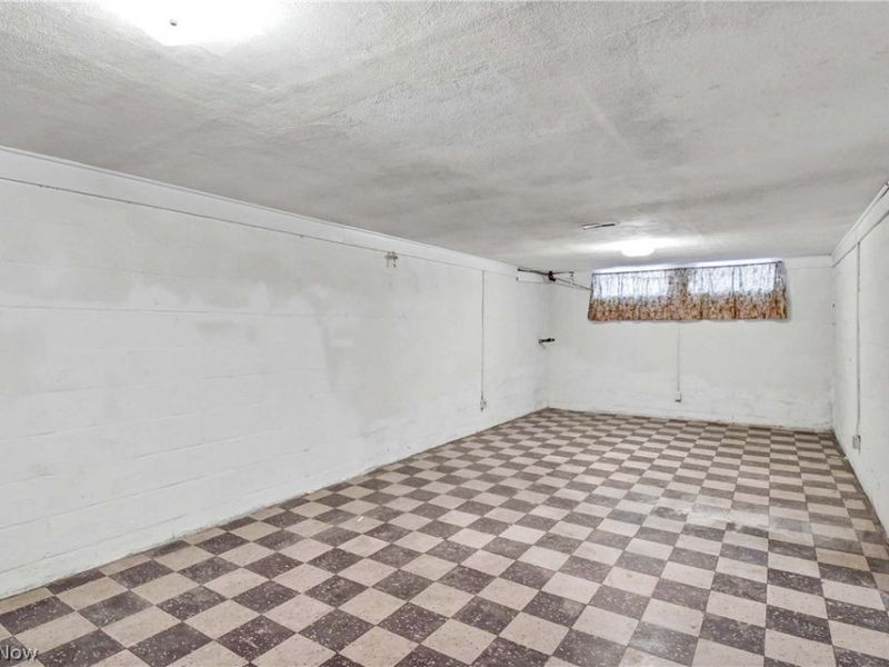 5615 Luelda Avenue, Parma, OH 44129 Photo 22