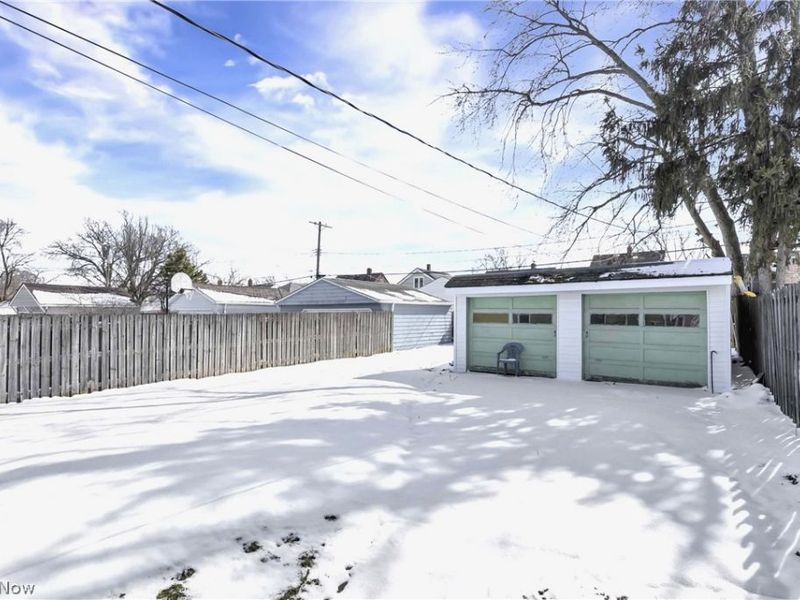 5615 Luelda Avenue, Parma, OH 44129 Photo 28