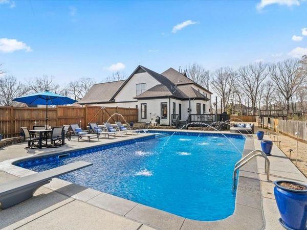 1804 LISSON CV, Collierville, TN 38017