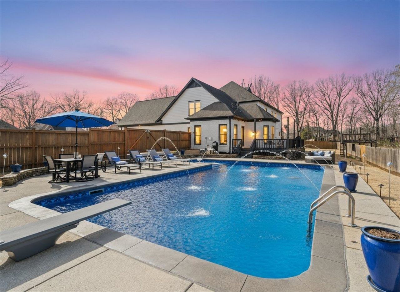 1804 LISSON CV Collierville, TN 38017