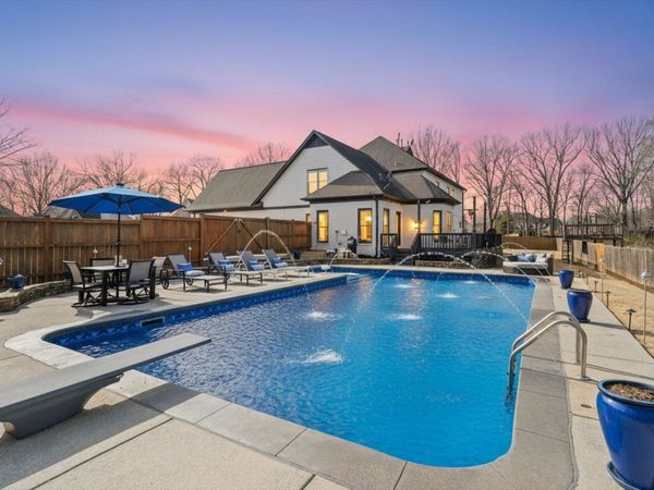 1804 LISSON CV, Collierville, TN 38017