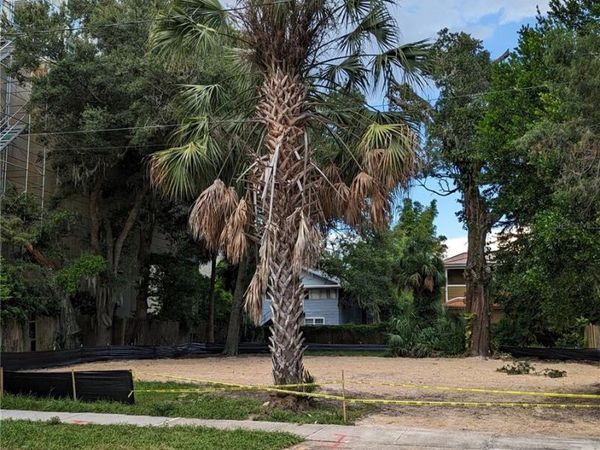 617 E CHURCH STREET , ORLANDO, FL 32801