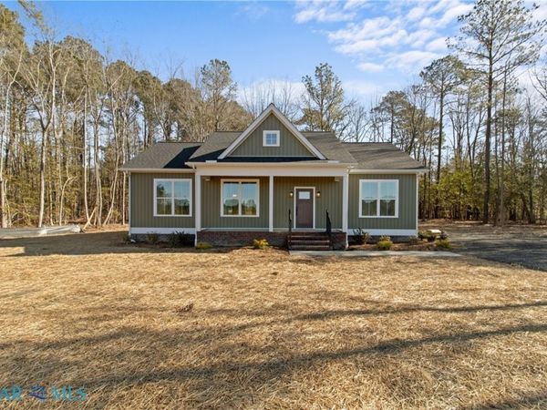 10785 Hornets Nest Road , Gloucester, VA 23061