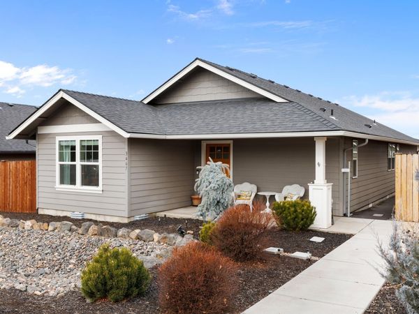 3467 W Antler Avenue, Redmond, OR 97756