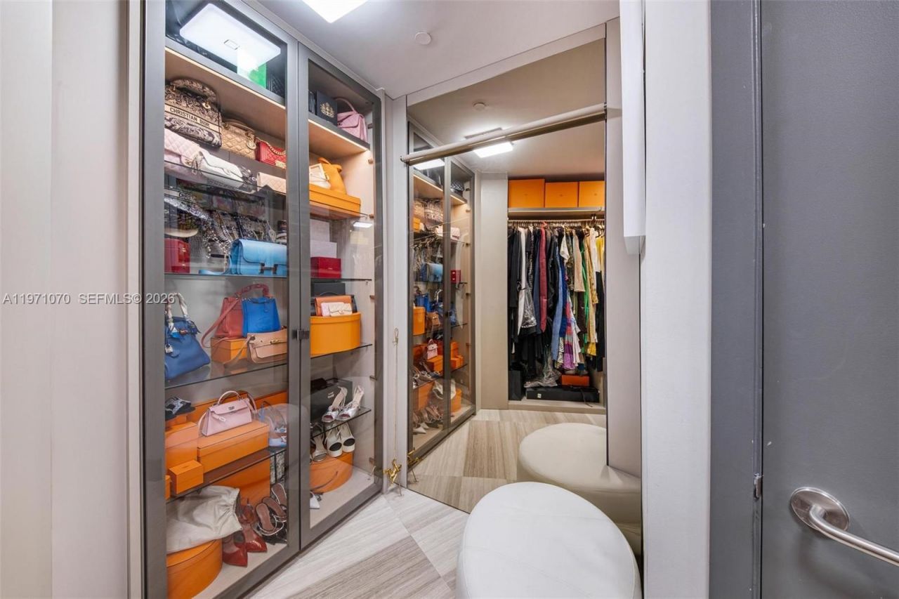 18555 Collins Ave , Unit 5003, Sunny Isles Beach, FL 33160 Photo