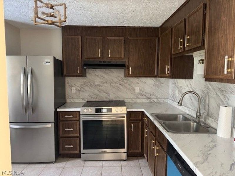 7391 Willow Run Drive, Mentor, OH 44060 Photo 28