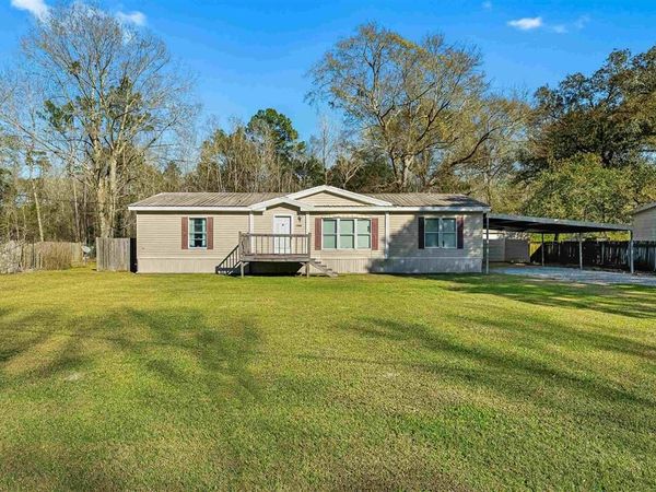 1668 E Majestic Drive E, Sulphur, LA 70663