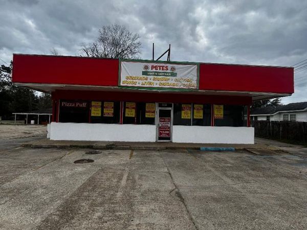 307 W Central Ave., Petal, MS 39465