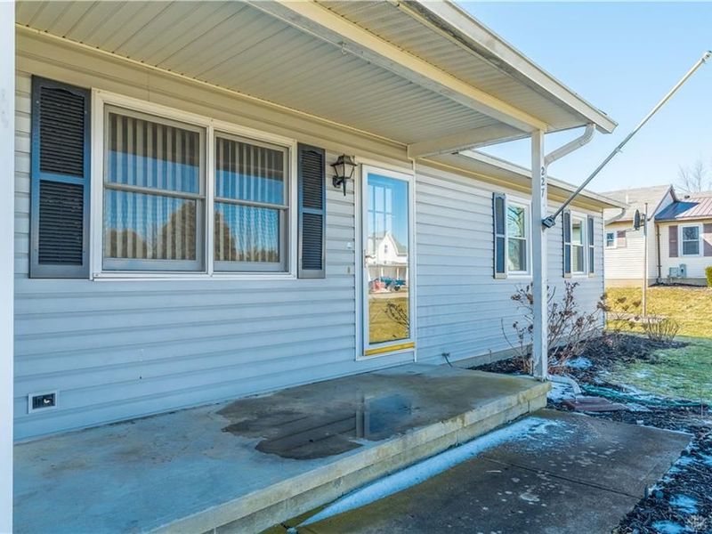 227 E Walnut Street, Saint Paris, OH 43072 Photo 3