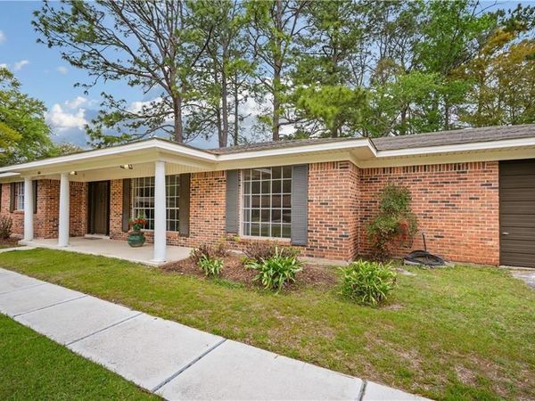 404 Audubon Drive S, Satsuma, AL 36572