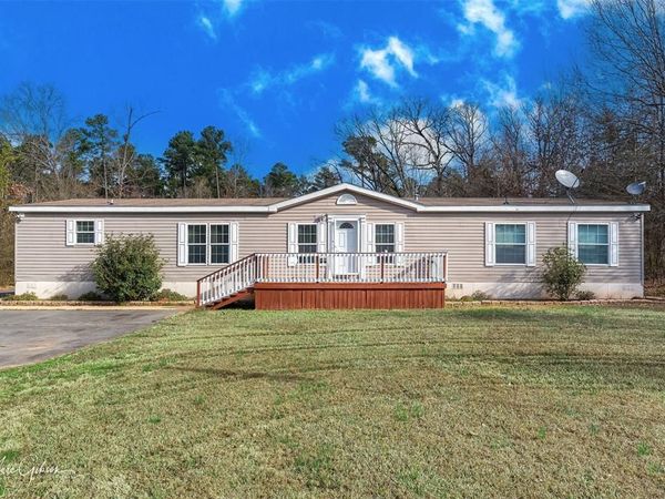 5710 N Lakeshore Drive, Shreveport, LA 71107