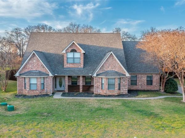 250 Timberleaf Drive, Double Oak, TX 75077