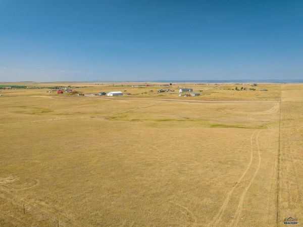 21872 ANTELOPE CREEK RD, Box Elder, SD 57719