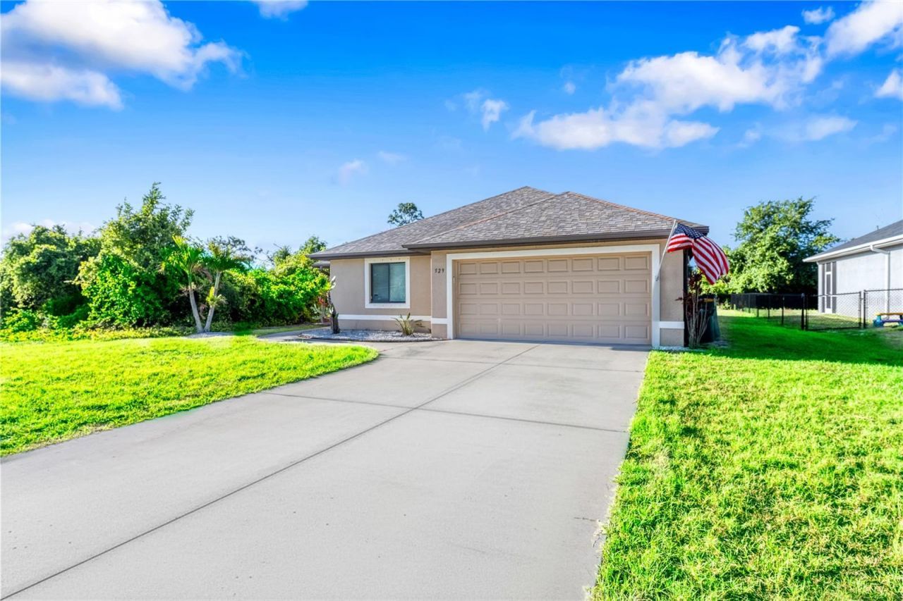 529 Sunset Road N, Rotonda West, FL 33947 Photo