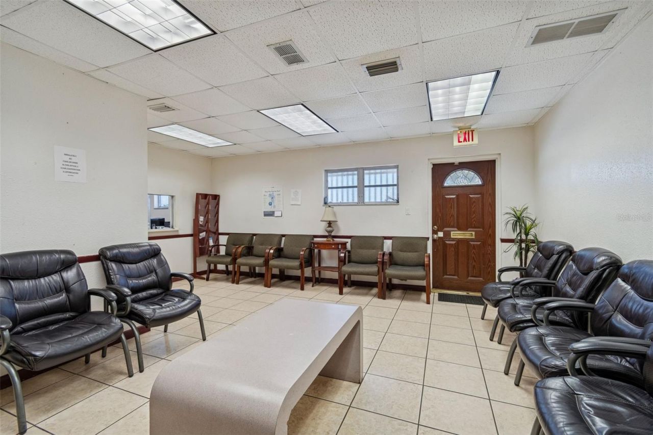 1152 62nd Avenue S, Saint Petersburg, FL 33705 Photo