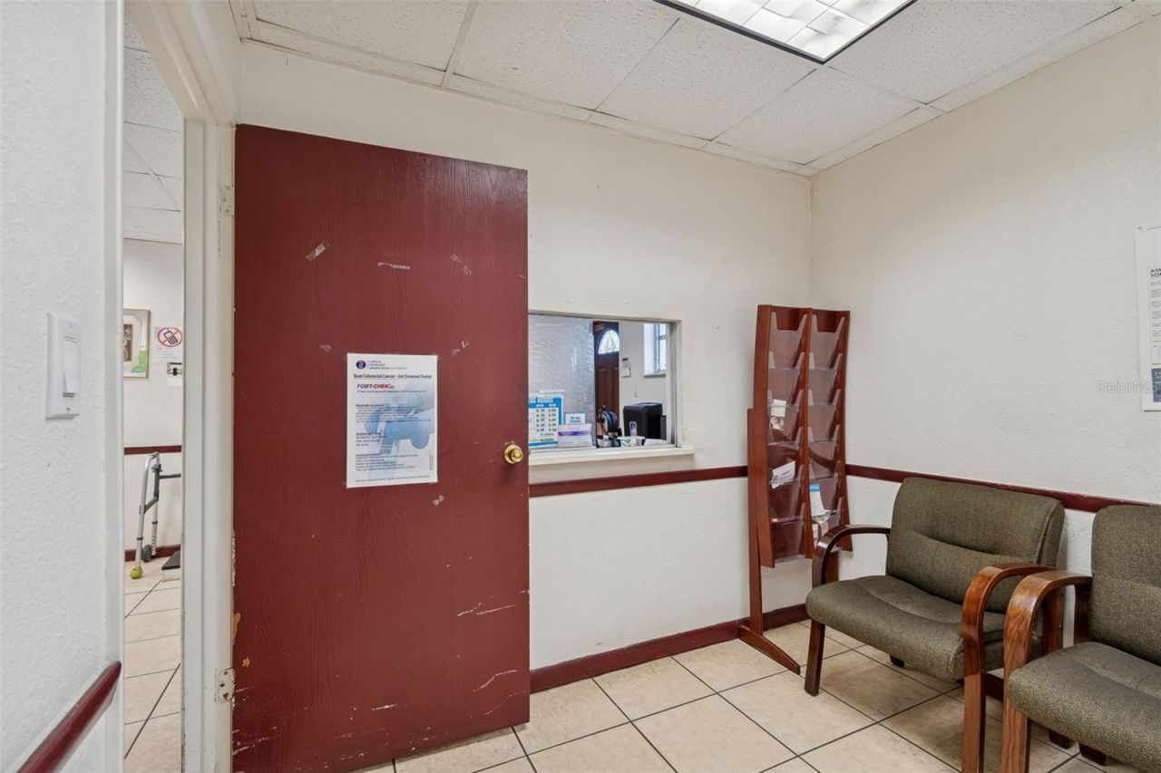 1152 62nd Avenue S, Saint Petersburg, FL 33705 Photo