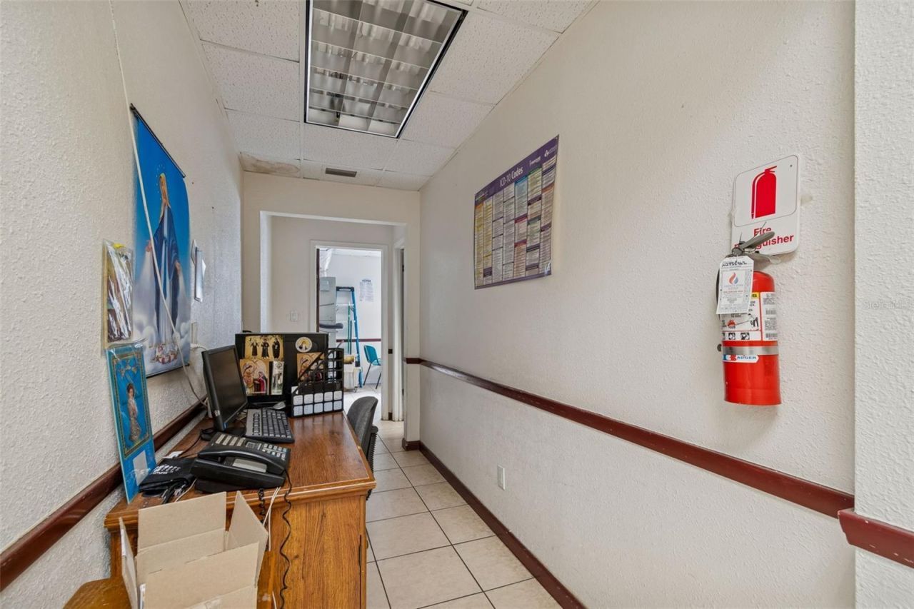 1152 62nd Avenue S, Saint Petersburg, FL 33705 Photo