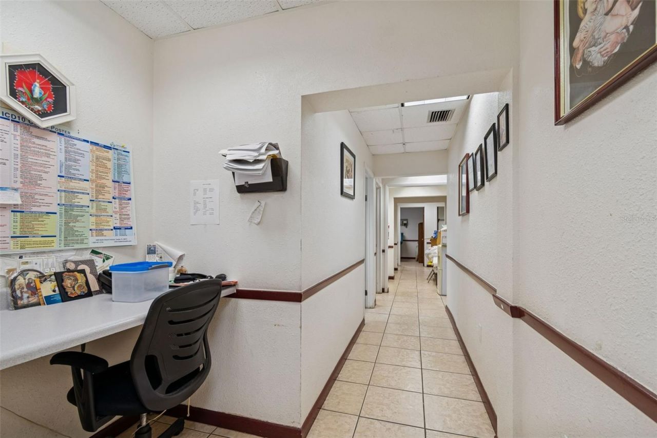 1152 62nd Avenue S, Saint Petersburg, FL 33705 Photo