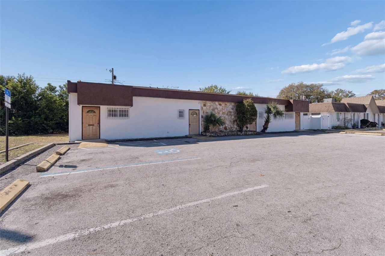 1152 62nd Avenue S, Saint Petersburg, FL 33705 Photo