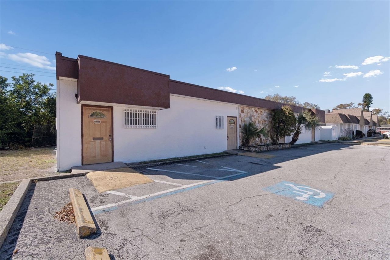 1152 62nd Avenue S, Saint Petersburg, FL 33705 Photo