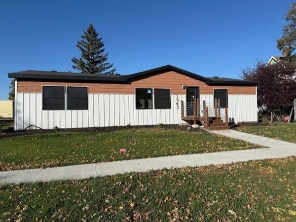 123 8th Street N, Breckenridge, MN 56520