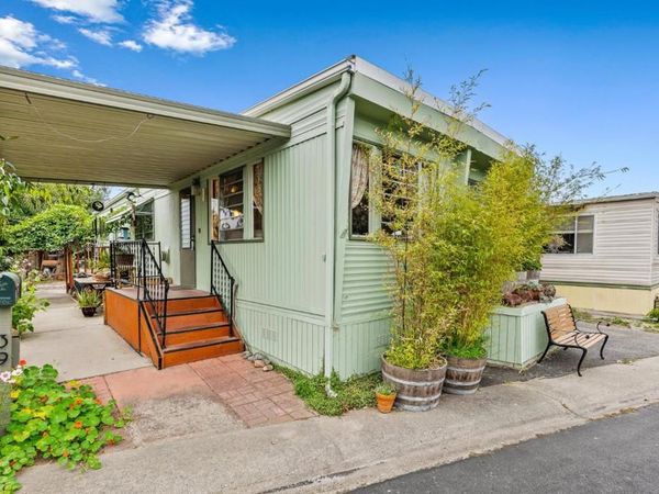 1040 38th Avenue, Santa Cruz, CA 95062