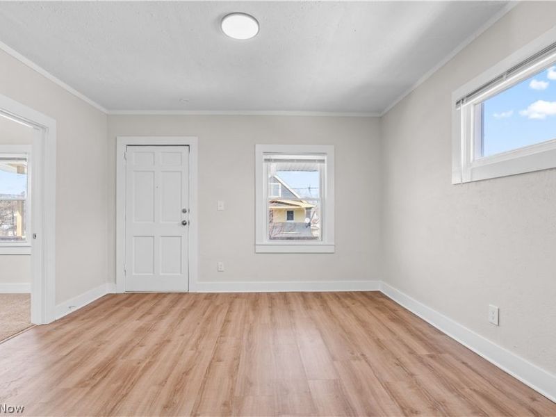 13612 Durkee Avenue, Cleveland, OH 44105 Photo 10