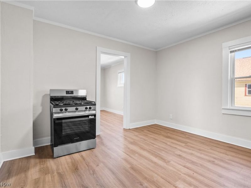 13612 Durkee Avenue, Cleveland, OH 44105 Photo 16