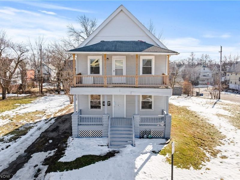 13612 Durkee Avenue, Cleveland, OH 44105 Photo 2