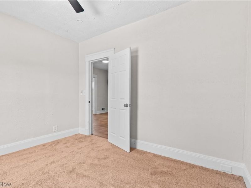 13612 Durkee Avenue, Cleveland, OH 44105 Photo 22