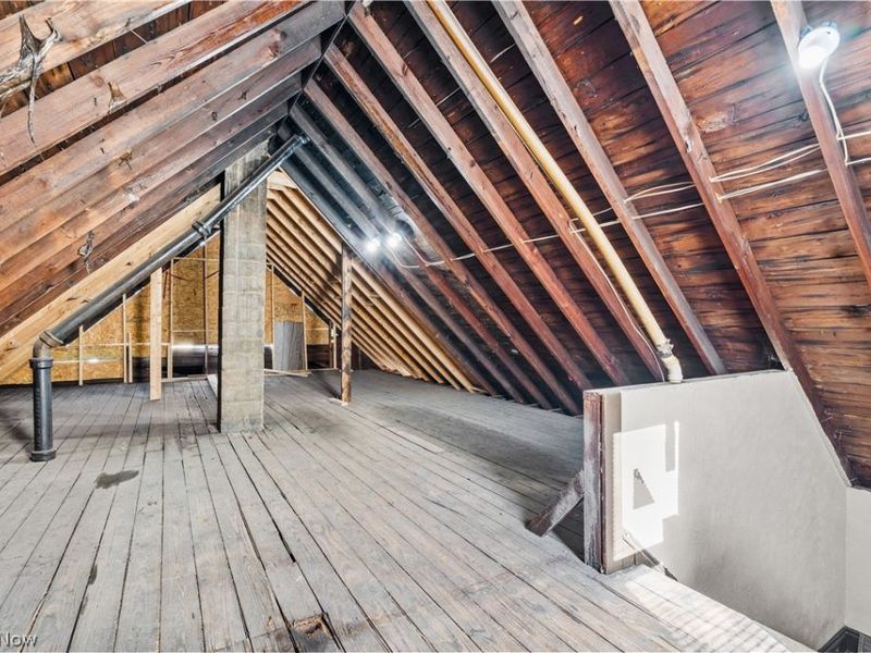 13612 Durkee Avenue, Cleveland, OH 44105 Photo 29