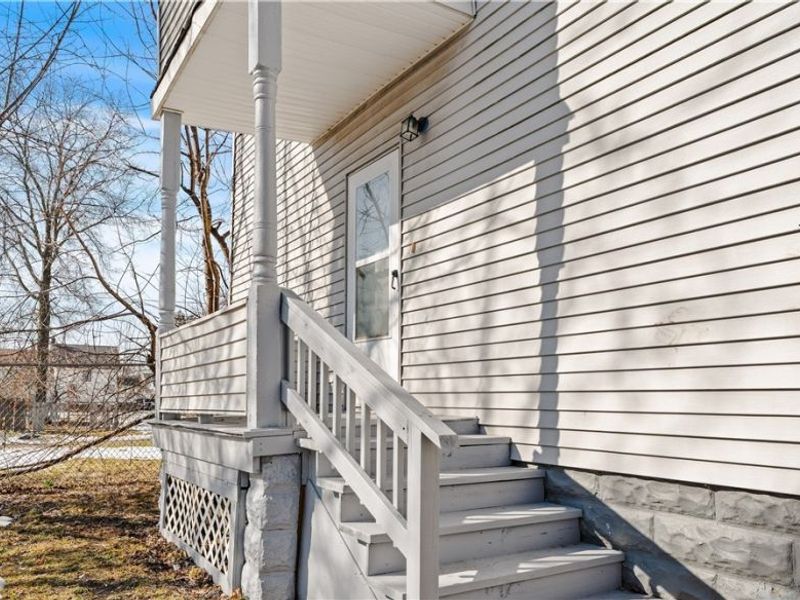 13612 Durkee Avenue, Cleveland, OH 44105 Photo 6