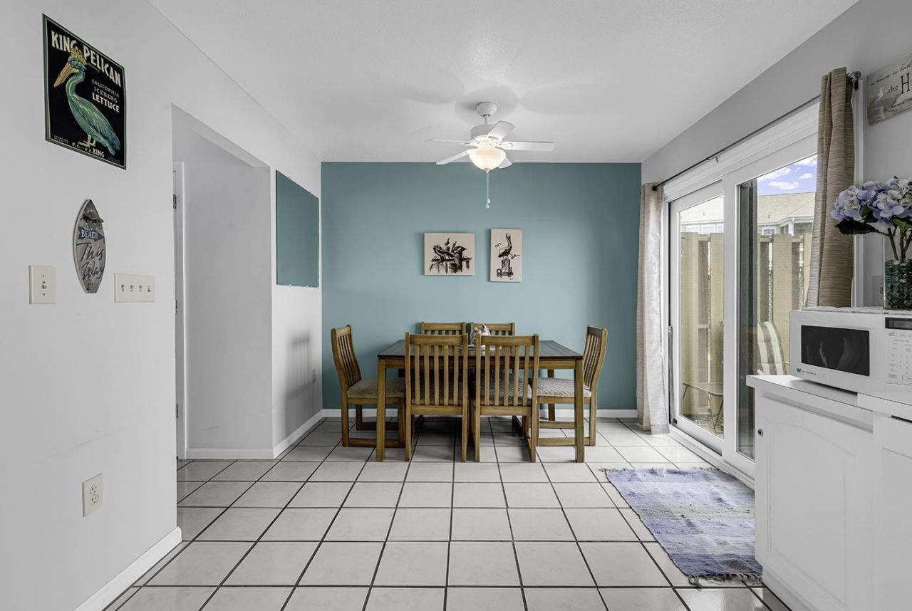 405 N Hillside Dr.  Photo 12